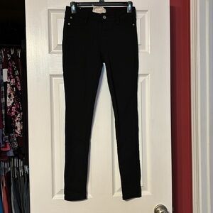 Altar’d state black pants size 26/3 stretchy only back pockets. Juniors size